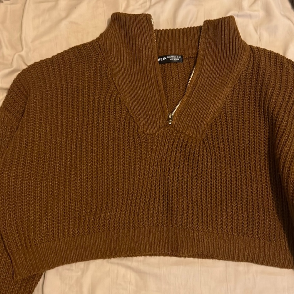 Cropped brown zip sweater